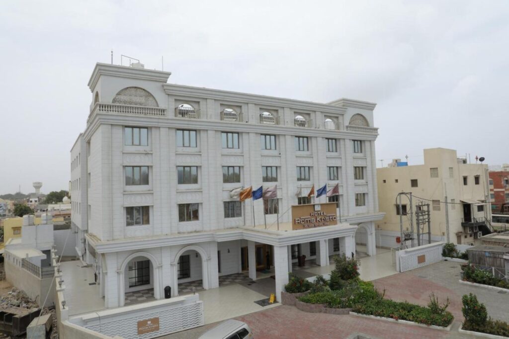 roma kristo hotel exterior